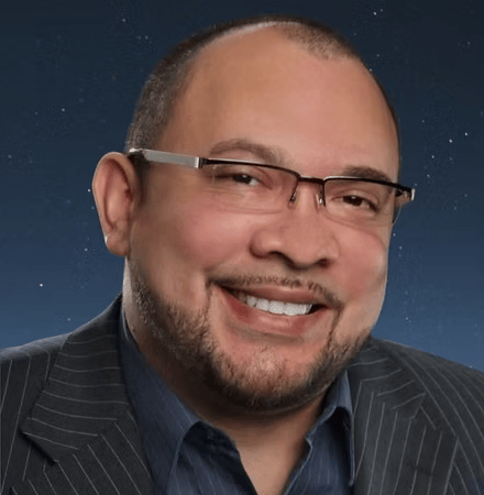 Michael Velázquez